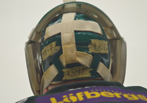 Initialerna på Pogges hjälm är hyllningar till döda före detta lagkamrater Foto: Joakim Angle/fbkbloggen